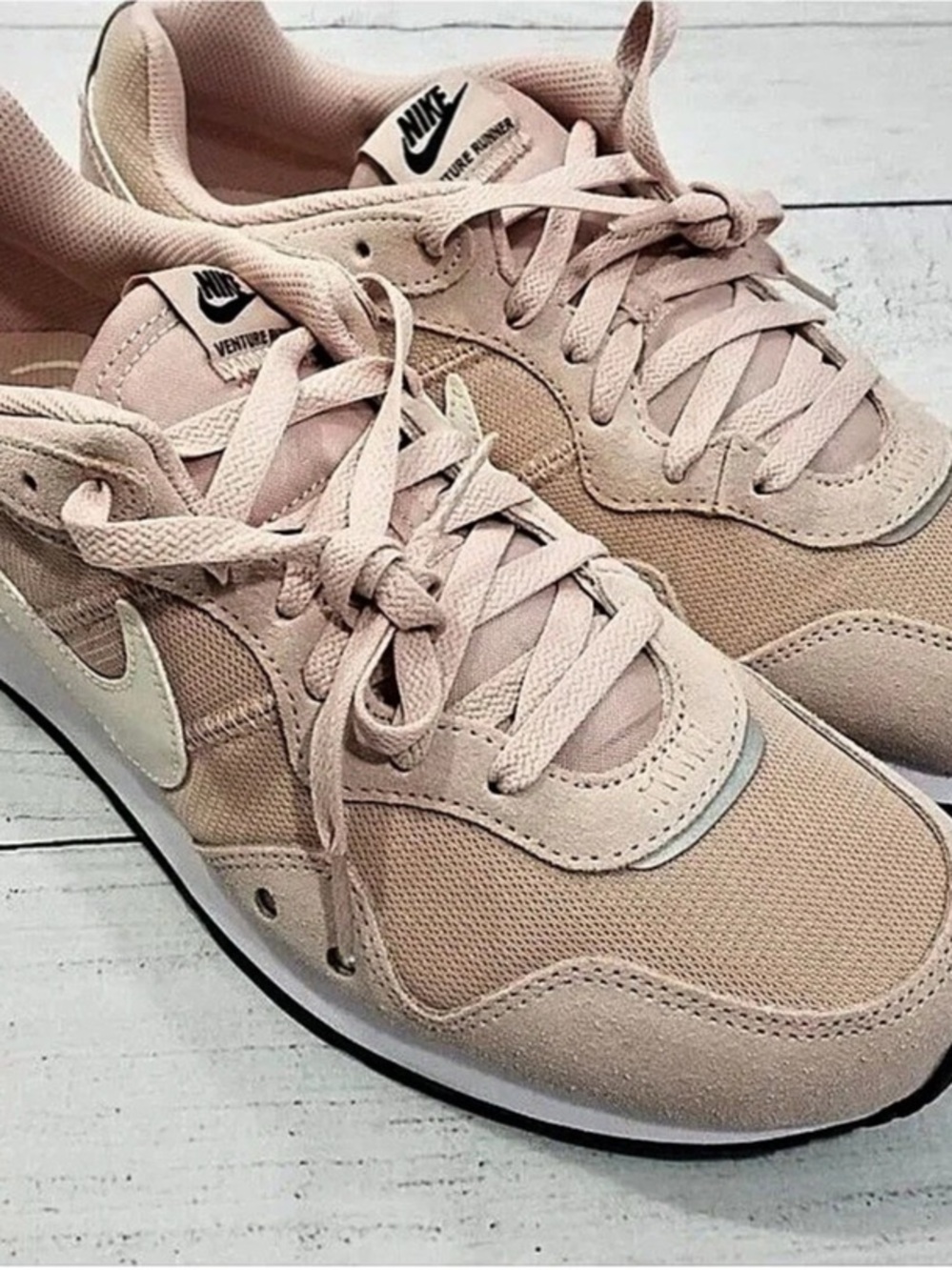 Nike Venture Runner Pink Oxford Women's Sneakers Pink & White US 10